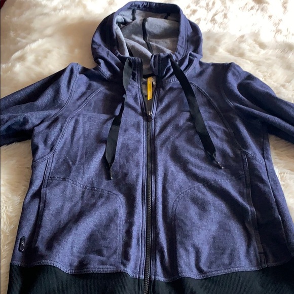 Lole Sweaters - Lolë Hoodie